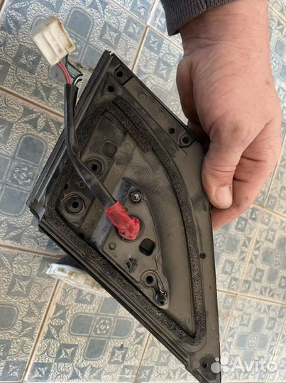 Toyota rav4 зеркало правое