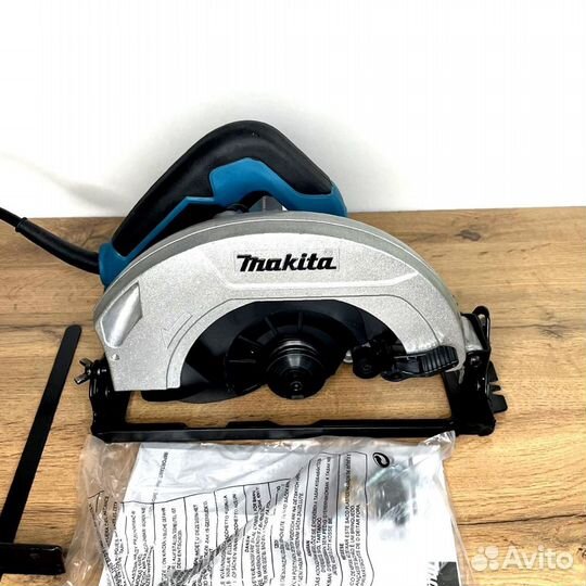 Циркулярка Makita HS7000 (новая)