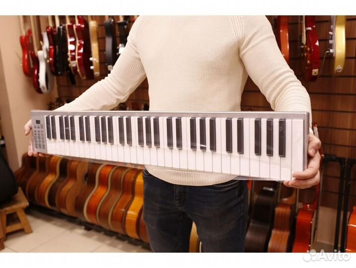 Jonson&Co JC-118 silver - синтезатор с чехлом