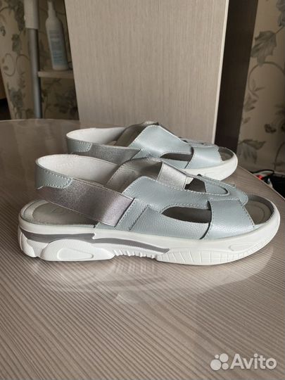 Босоножки женские 39-40