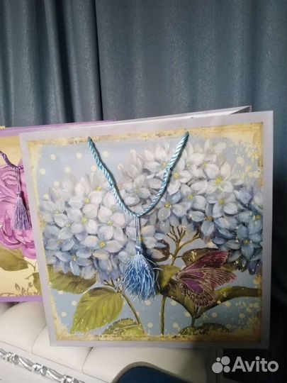 Подарочный пакет