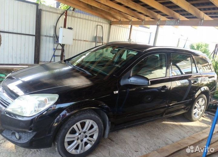 Стекло двери заднее левое Opel Astra H 1.6 2007