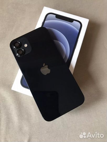 iPhone 12, 64 ГБ