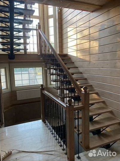 Лестница для офиса