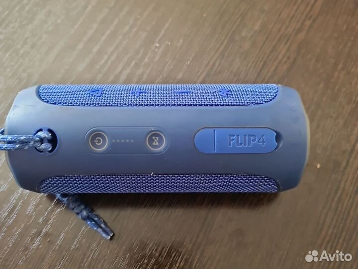 Портативная колонка JBL flip4