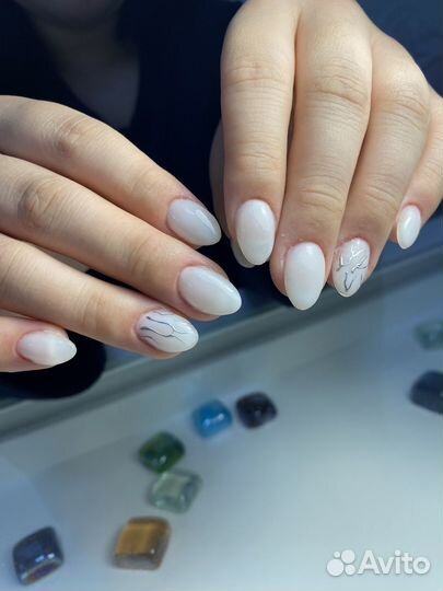 Маникюр