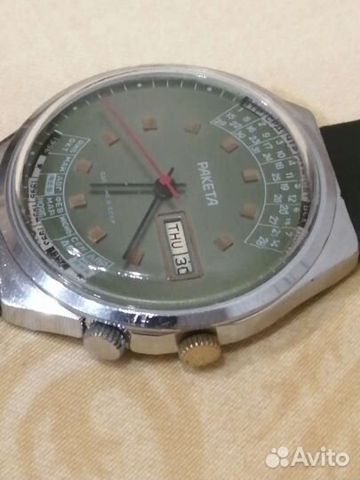 Часы Ракета вечный календарь СССР