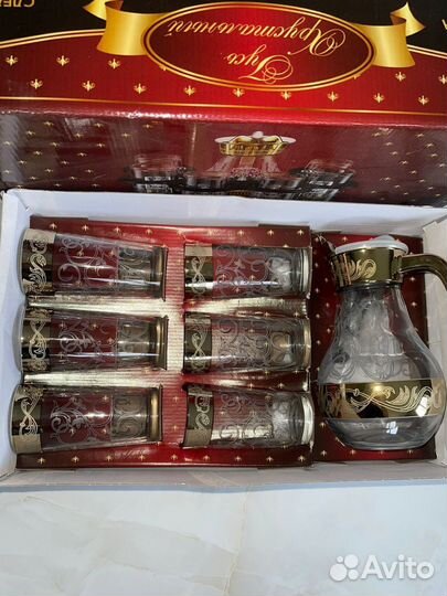 Графин со стаканами