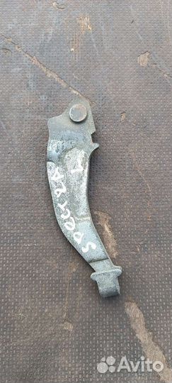 Тяга ручника левая Киа Спектра