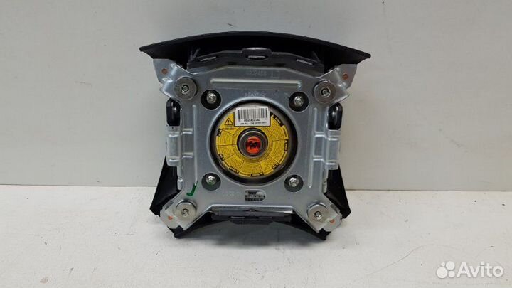 Airbag на руль передний Toyota Hilux 7 2011-2015