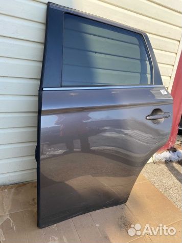 Задняя левая дверь Митсубиси Аутлендер 3 gf