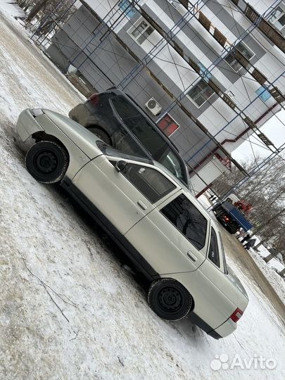 ВАЗ 2110 1.5 МТ, 2002, битый, 172 000 км