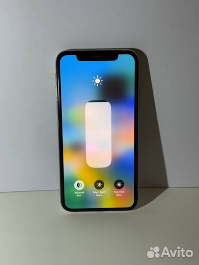 iPhone X, 64 ГБ