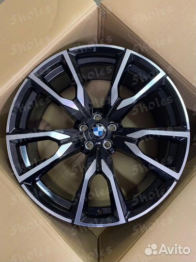 Литые диски на BMW X5 X6 X7 R22