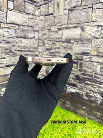 iPhone XR в корпусе 16 Pro