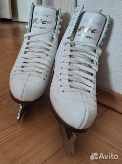 Фигурные коньки graf ace 35