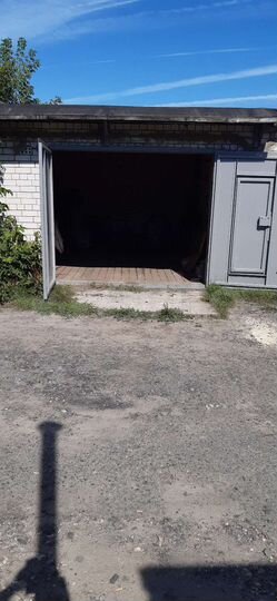 Гараж, > 30 м²