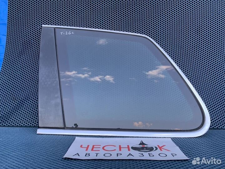 Стекло кузова заднее левое глухое VW Touareg