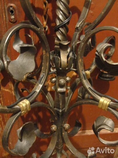 Винтажная кованная люстра, абажуры свиная кожа