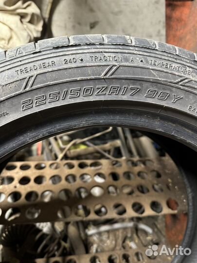 Dunlop SP Sport Maxx 050+ 225/50 R17 98Y