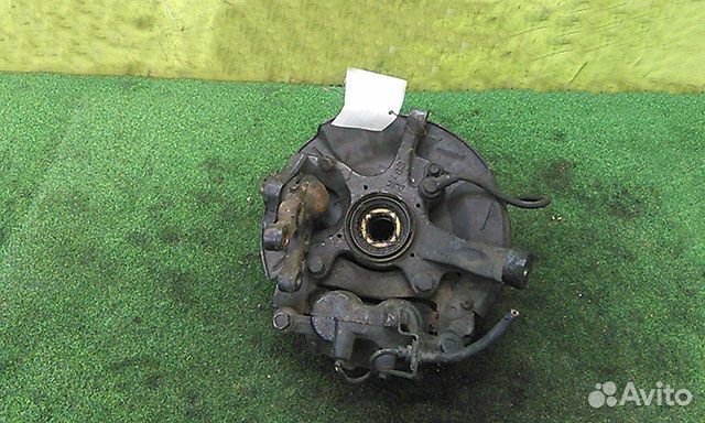 Кулак поворотный правый Mitsubishi Challenger