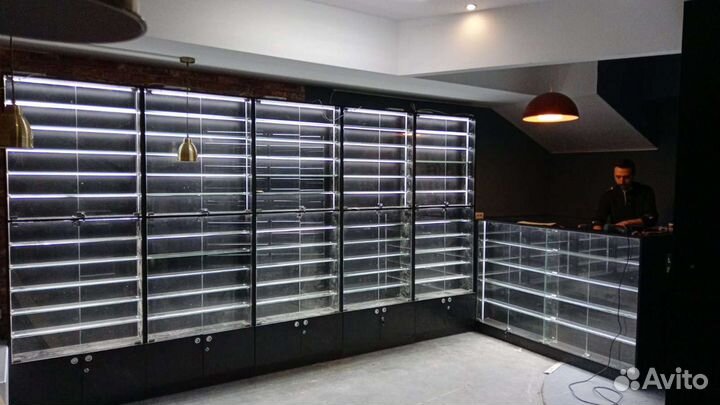 Витрины стеклянные для табака, для сигарет