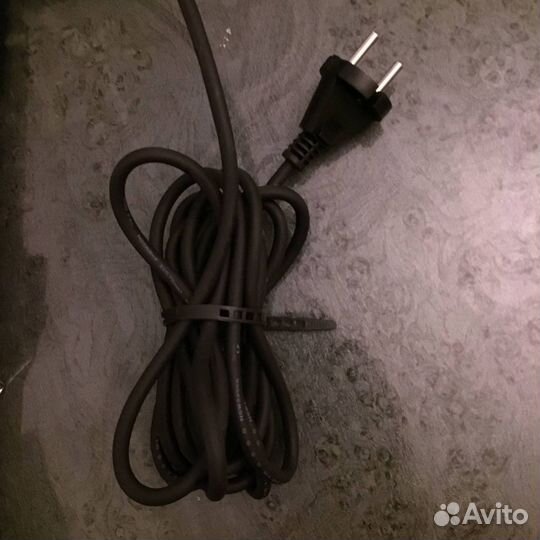 Плойка для создания кудрей