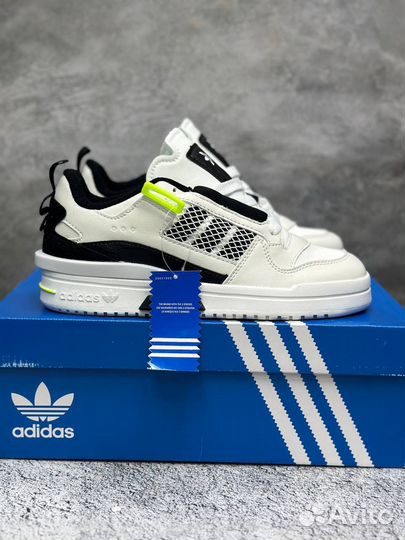 Кроссовки Adidas Forum женские