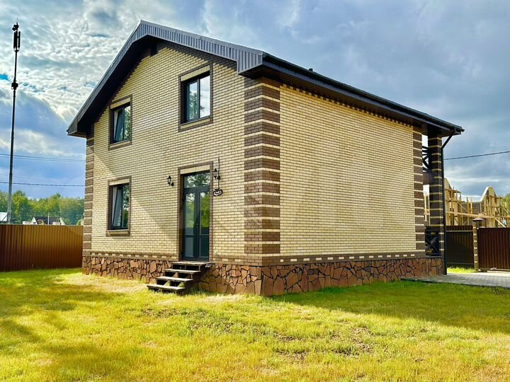 Дом 150 м² на участке 7 сот.