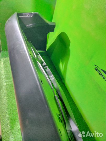 Бампер задний Toyota LC 200 07-15