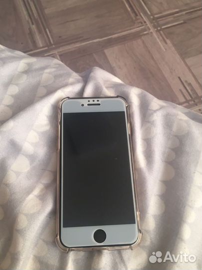 Телефон iPhone 6