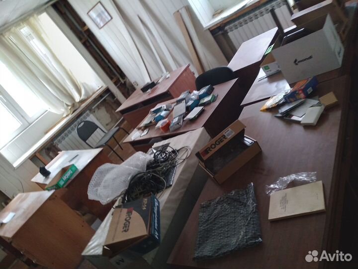 Шкаф СССР. Столы, стулья. Бесплатно