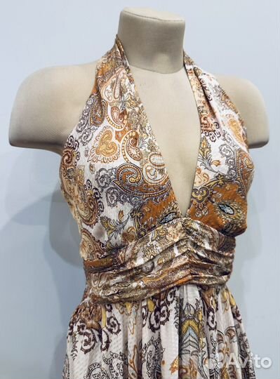 Красивый сарафан в стиле Мэрилин Монро