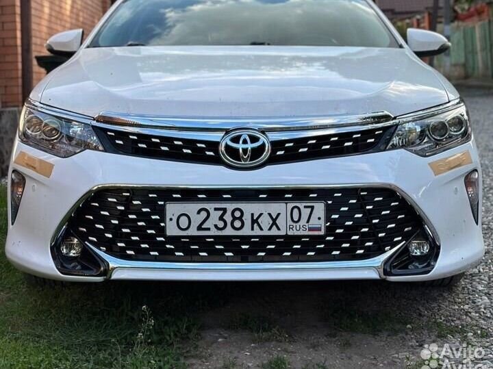 Решетка на camry 55