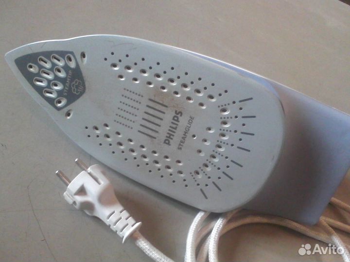Утюг с паром «Philips». 2400 W