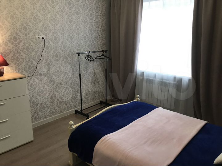 2-к. квартира, 70 м², 8/12 эт.