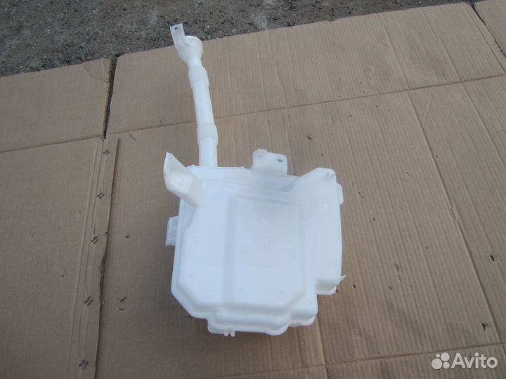 Бачок омывателя лобового стекла Mitsubishi ASX Out