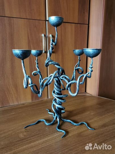 Подсвечник кованый