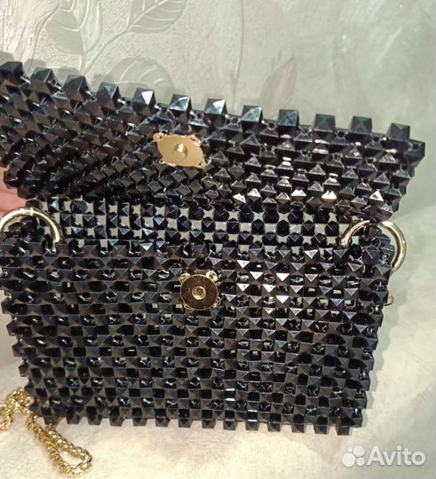 Сумка из бусин ручной работы