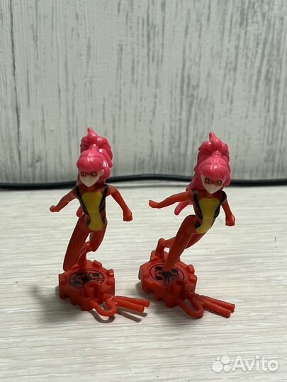 Фигурки из киндера леди баг