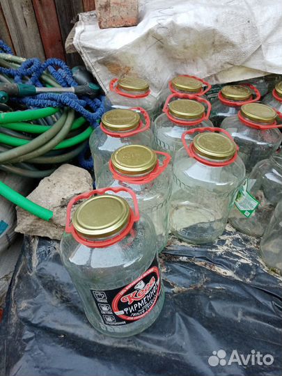 Продам 3-х литровые банки стеклянные