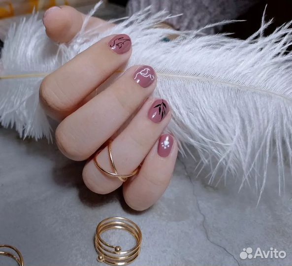 Маникюр, покрытие гель-лак, наращивание