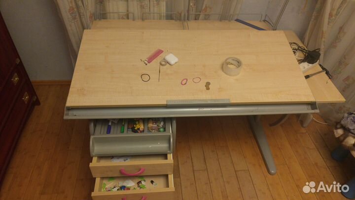 Письменный стол дэми Classic сут 15-04