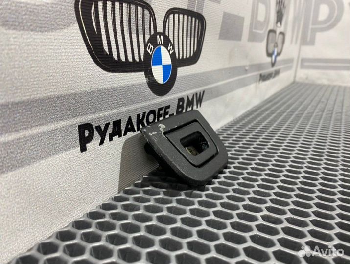 Кронштейн крепления груза Bmw X5 E53 M62B46 2003