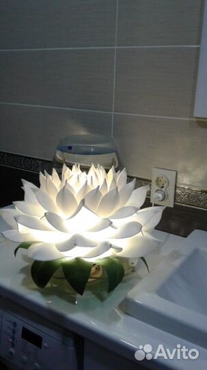 Светильник настольный