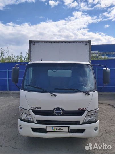 Hino 300 (Dutro), 2013