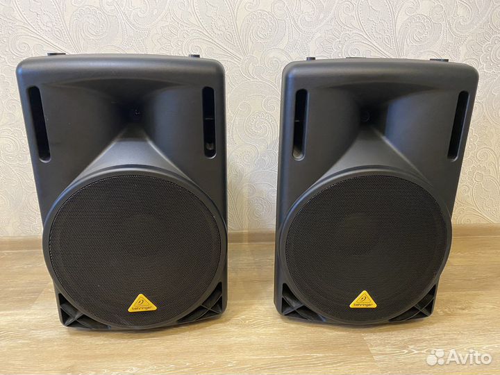 Аккустическая система behringer eurolive b215d