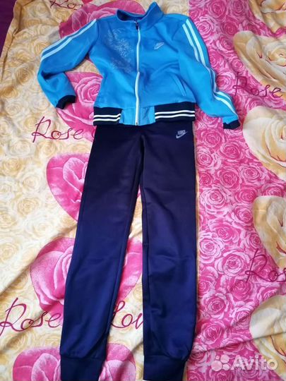 Спортивный костюм