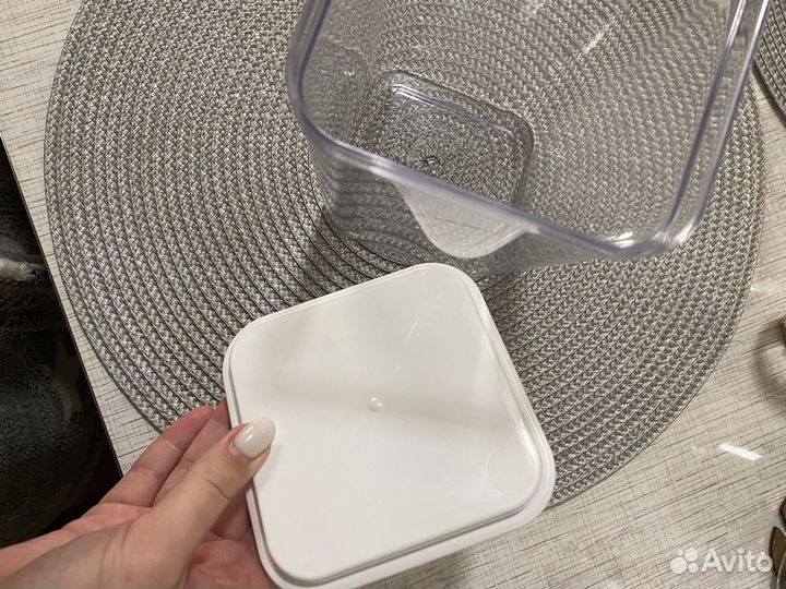 Контейнер для сыпучих продуктов 1л