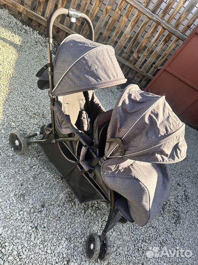 Прогулочная коляска для двойни